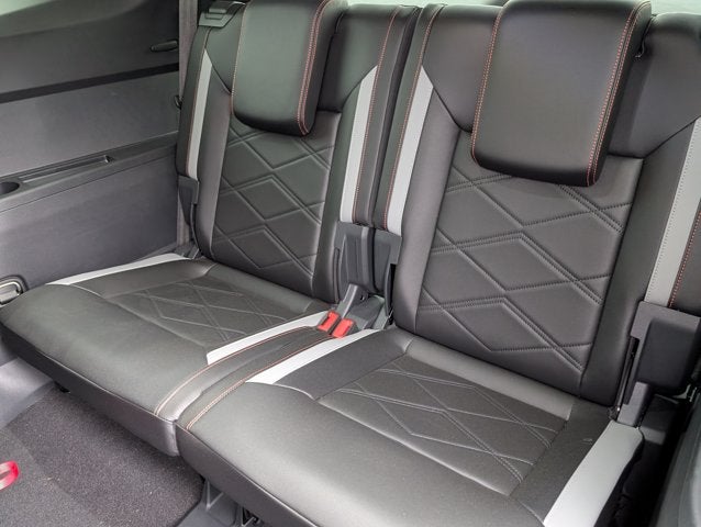2024 Volkswagen Atlas 2.0T Peak Edition SE w/Technology