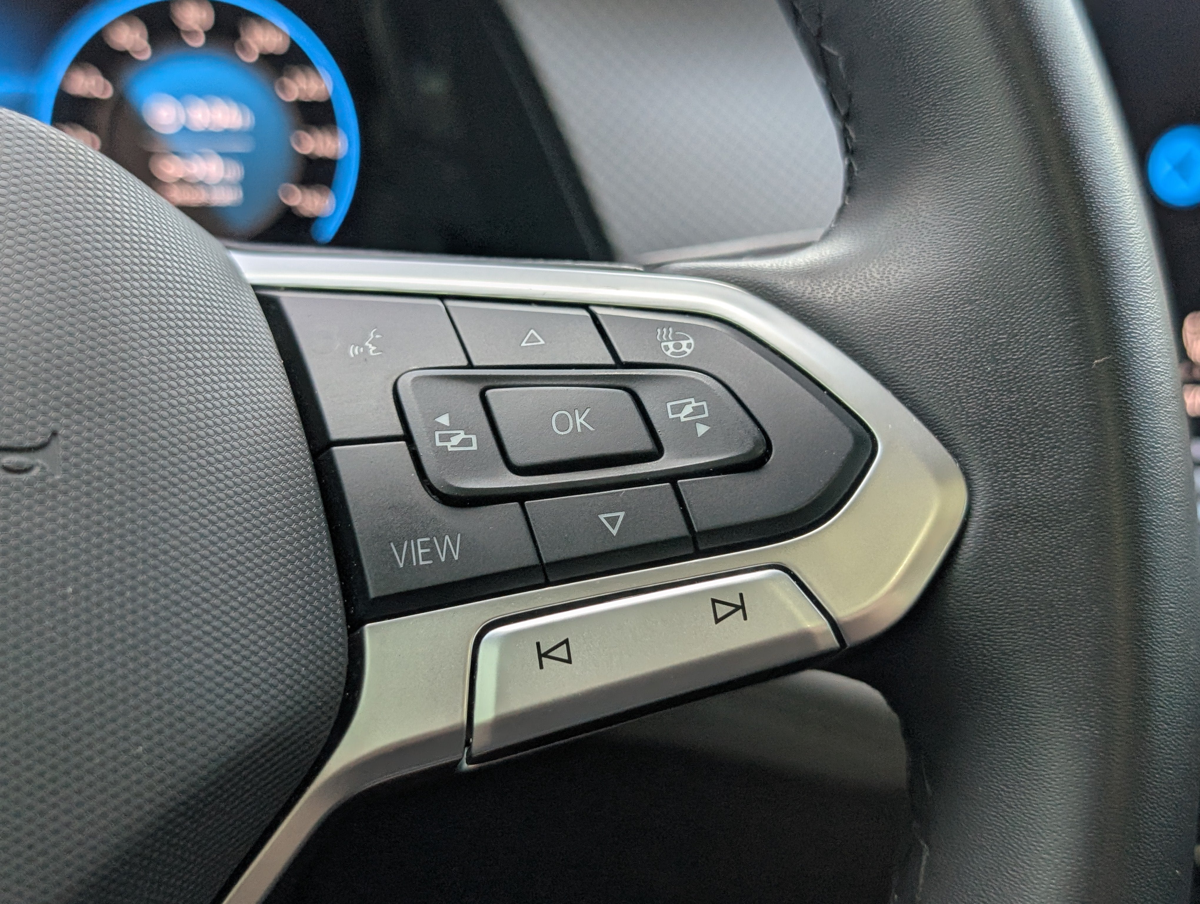 2024 Volkswagen Atlas 2.0T Peak Edition SE w/Technology