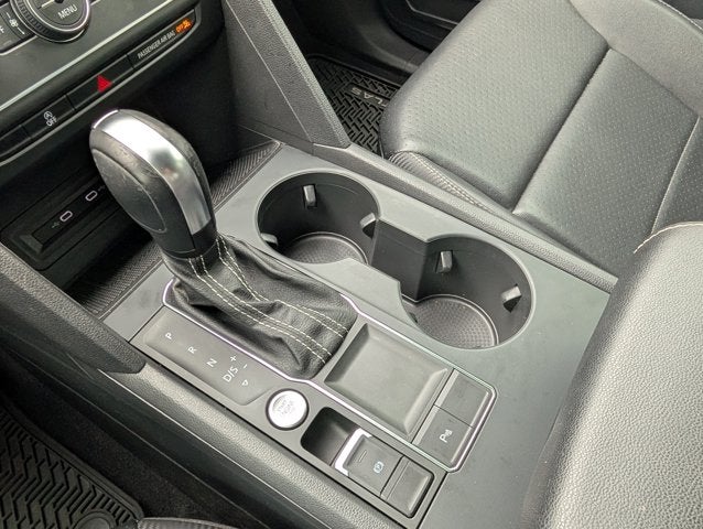 2021 Volkswagen Atlas Cross Sport 3.6L V6 SE w/Technology R-Line