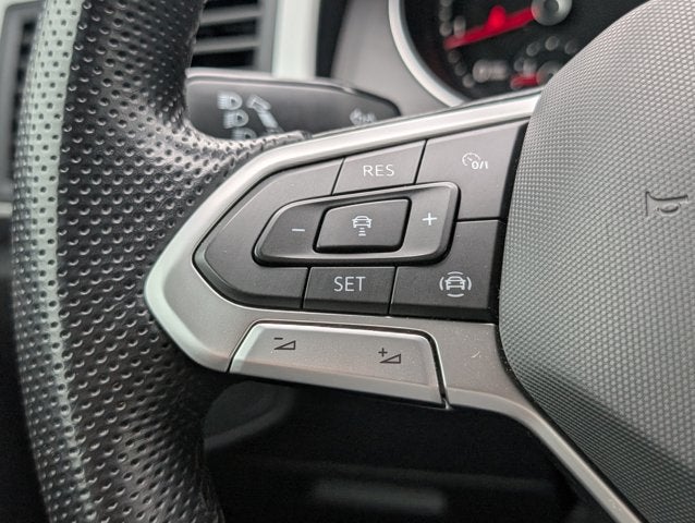 2021 Volkswagen Atlas Cross Sport 3.6L V6 SE w/Technology R-Line