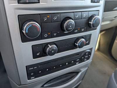 2010 Chrysler Town & Country Touring