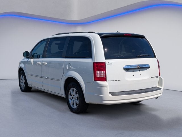 2010 Chrysler Town & Country Touring