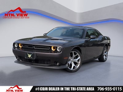 2016 Dodge Challenger SXT