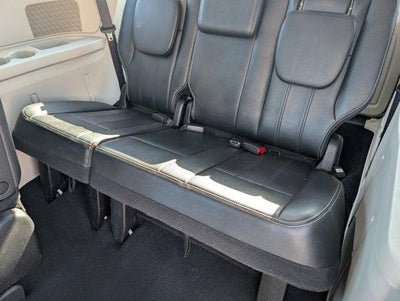 2016 Chrysler Town & Country Touring