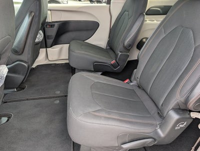 2019 Chrysler Pacifica LX