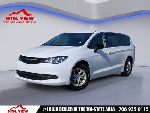 2024 Chrysler Voyager LX