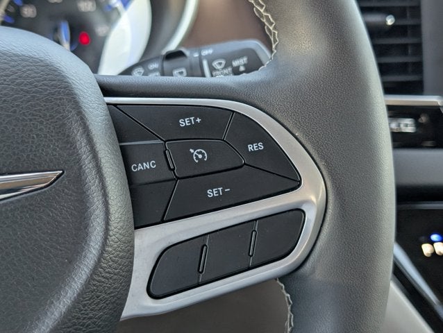 2024 Chrysler Voyager LX