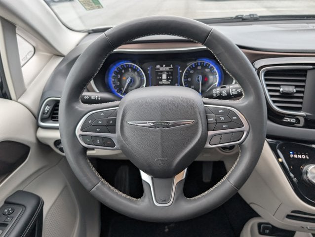 2024 Chrysler Voyager LX
