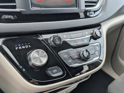 2024 Chrysler Voyager LX
