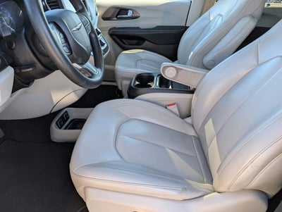 2021 Chrysler Voyager LXI