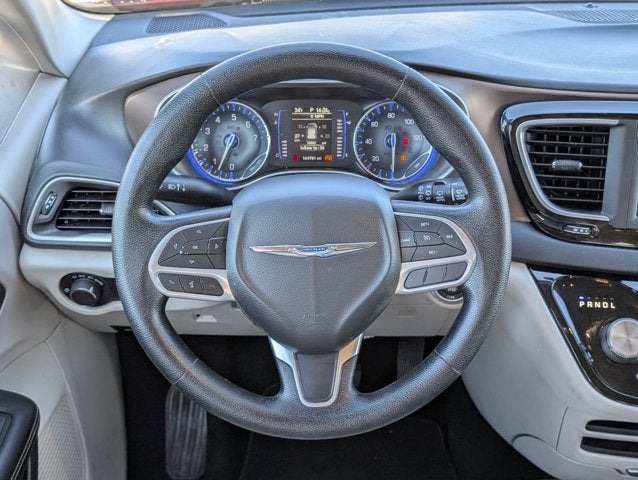 2021 Chrysler Voyager LXI