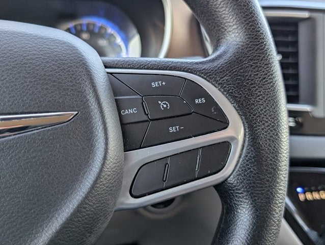 2021 Chrysler Voyager LXI