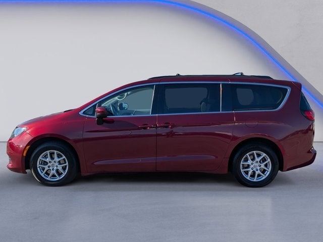 2021 Chrysler Voyager LXI