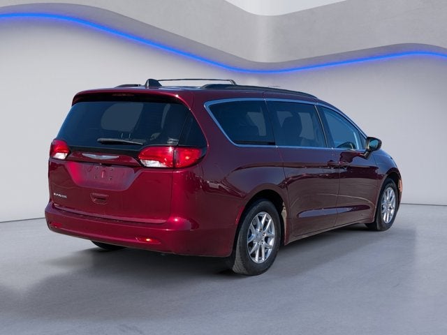 2021 Chrysler Voyager LXI