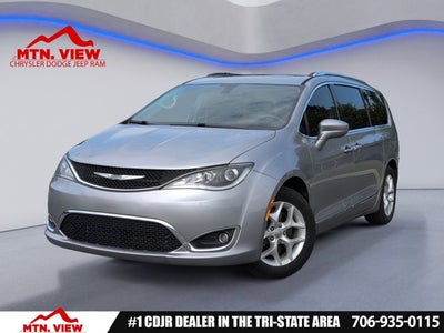 2018 Chrysler Pacifica Touring L Plus