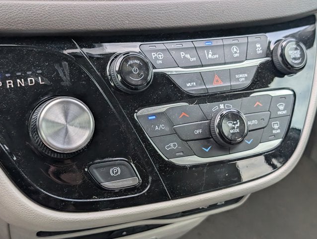 2019 Chrysler Pacifica Touring L Plus