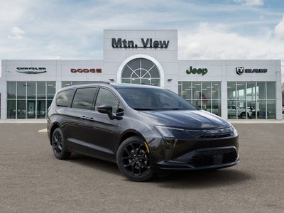 2027 Chrysler Pacifica Limited