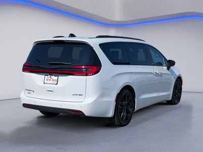 2026 Chrysler Pacifica Limited