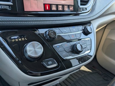 2022 Chrysler Pacifica Hybrid Touring L