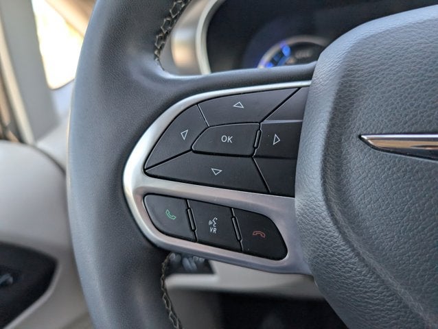2022 Chrysler Pacifica Hybrid Touring L