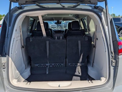 2022 Chrysler Pacifica Hybrid Touring L