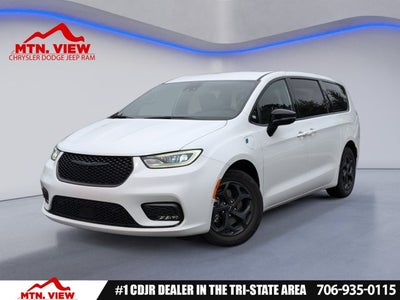 2024 Chrysler Pacifica Hybrid Select S Appearance