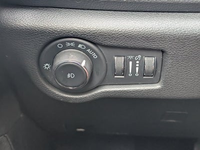 2024 Chrysler Pacifica Hybrid Select S Appearance