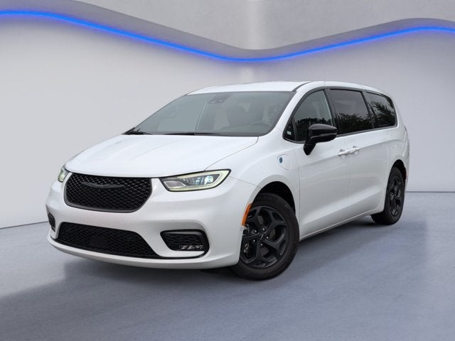 2024 Chrysler Pacifica Hybrid Select S Appearance