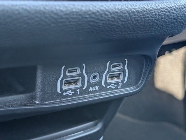 2024 Chrysler Pacifica Hybrid Select S Appearance