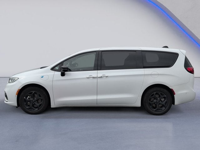 2024 Chrysler Pacifica Hybrid Select S Appearance