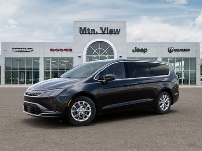 2027 Chrysler Pacifica Select