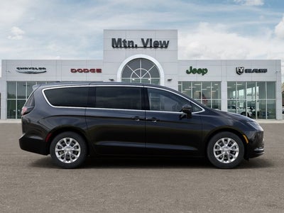 2027 Chrysler Pacifica Select