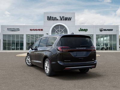 2027 Chrysler Pacifica Select