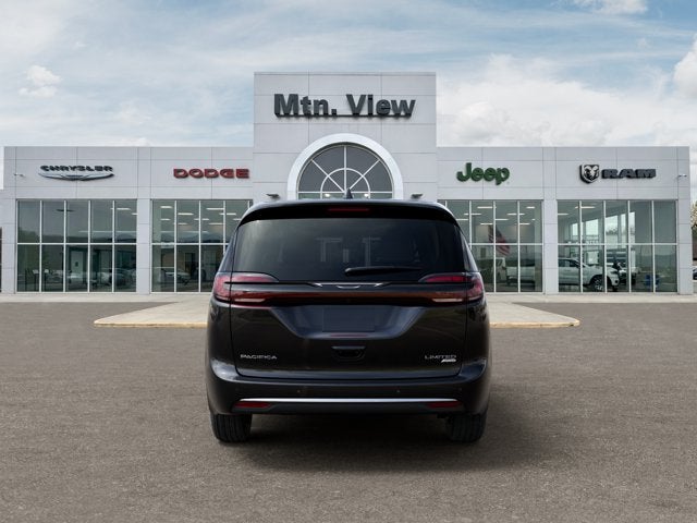 2027 Chrysler Pacifica Limited
