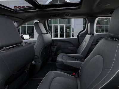 2027 Chrysler Pacifica Limited
