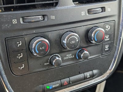 2015 Dodge Grand Caravan SE