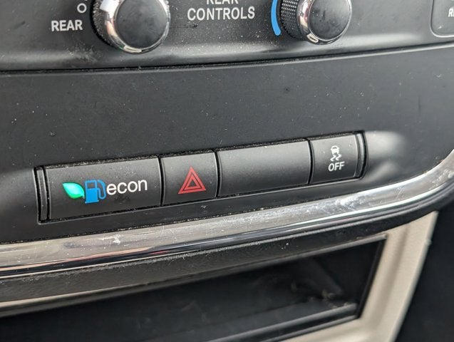 2015 Dodge Grand Caravan SE