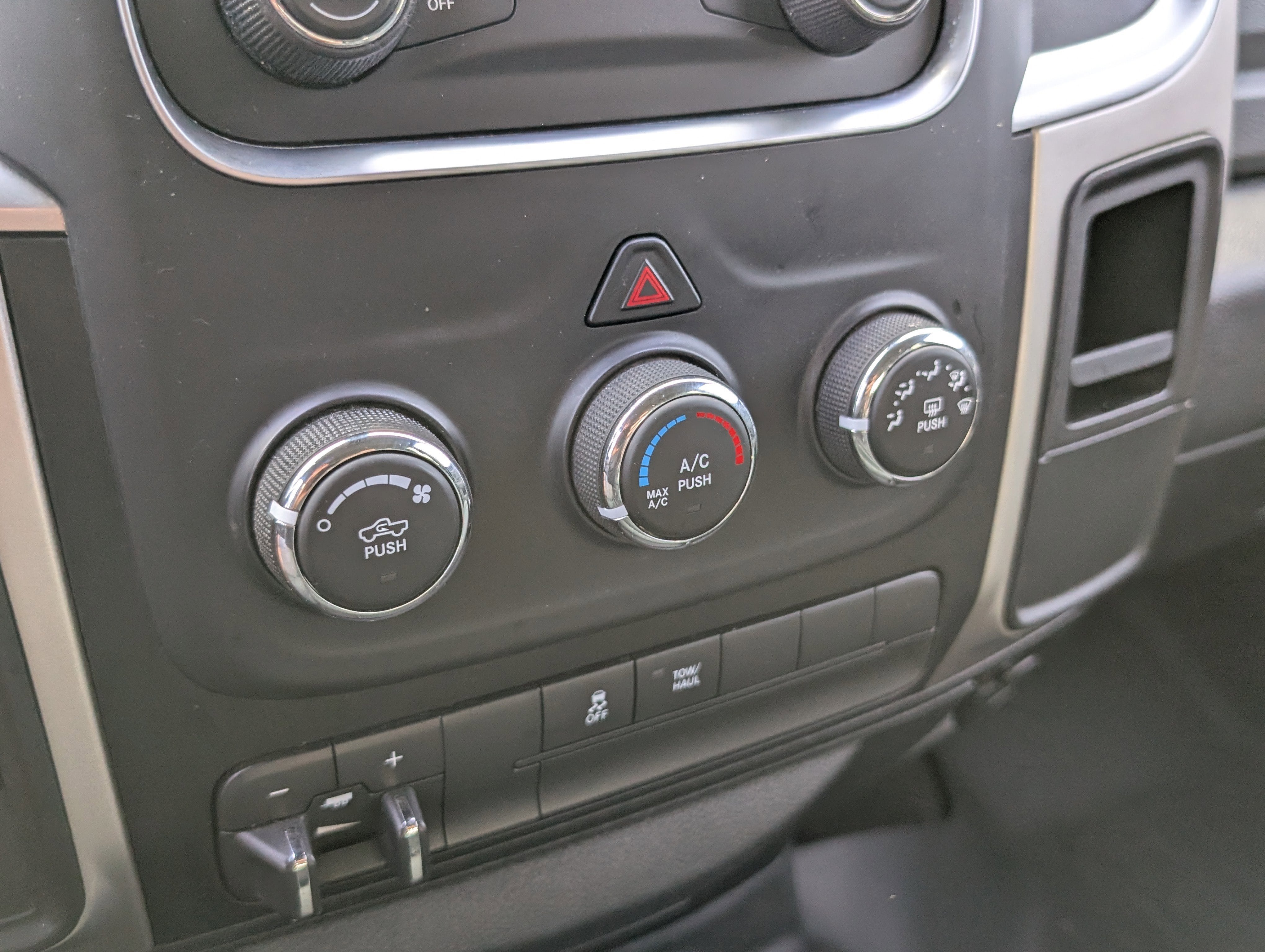 2017 RAM 2500 SLT