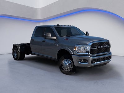 2024 RAM 3500 SLT