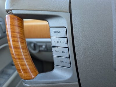 2007 Lincoln MKZ Base