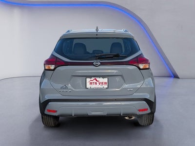 2023 Nissan Kicks SR