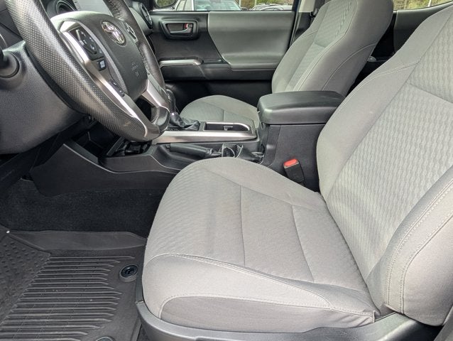 2022 Toyota Tacoma Base