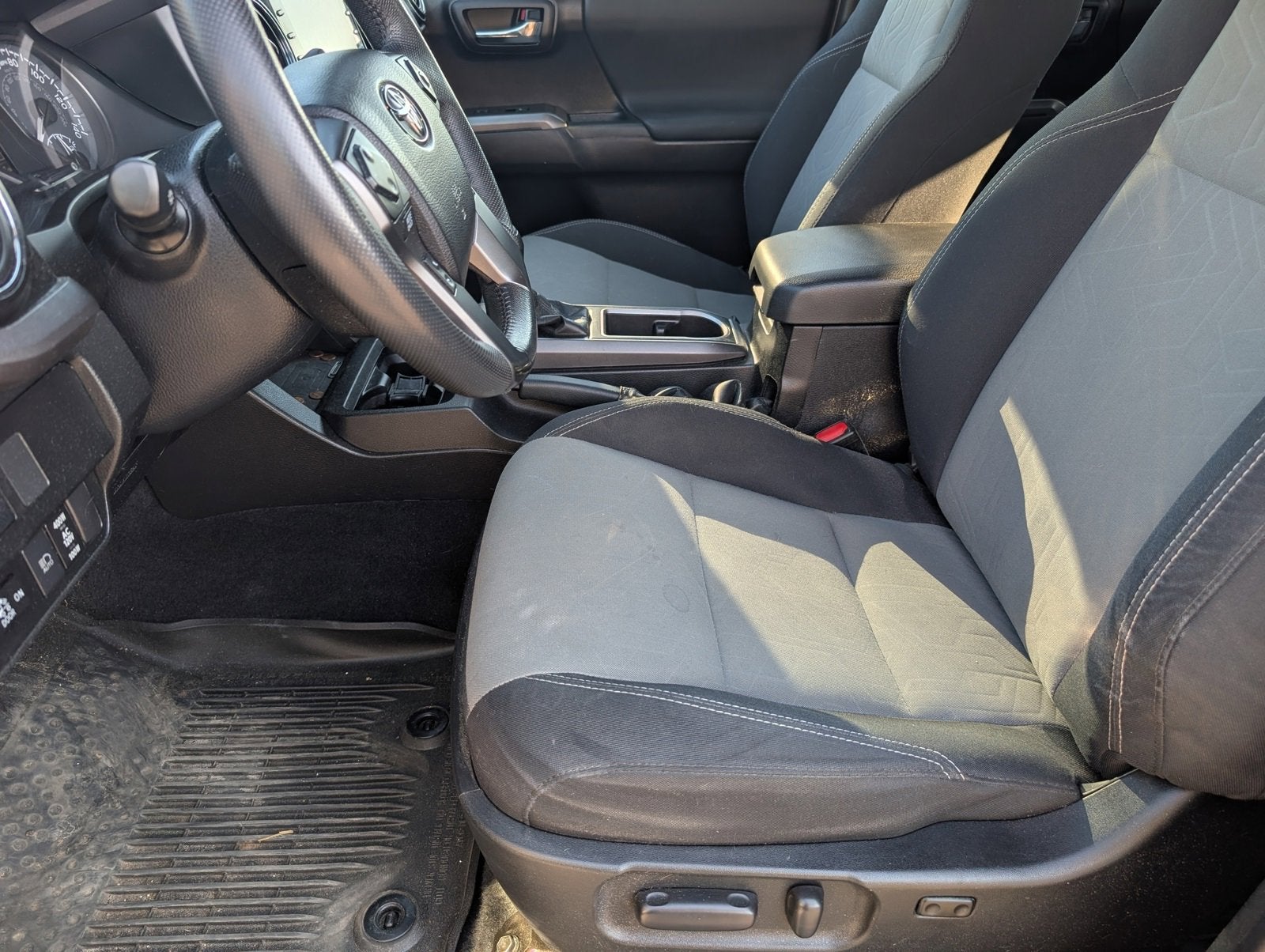 2021 Toyota Tacoma TRD Sport