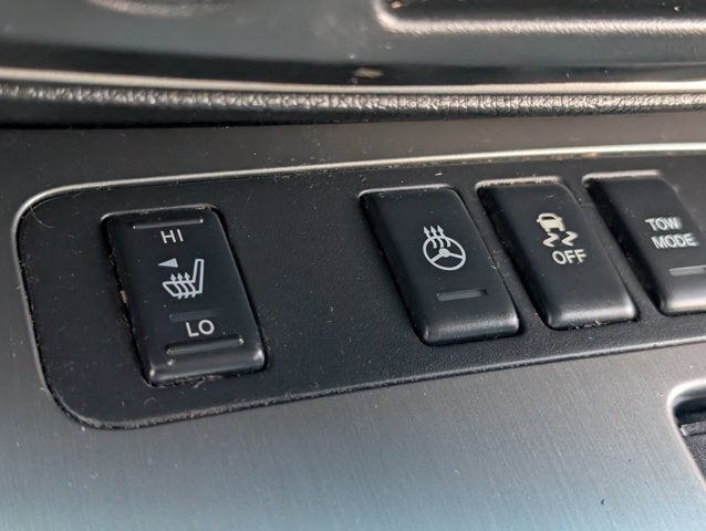 2013 Nissan Armada Platinum