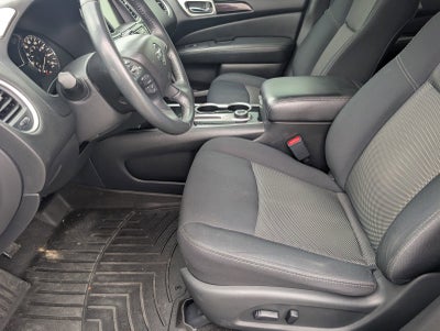 2018 Nissan Pathfinder SV