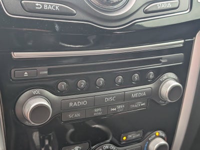 2018 Nissan Pathfinder SV