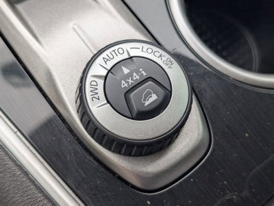 2018 Nissan Pathfinder SV