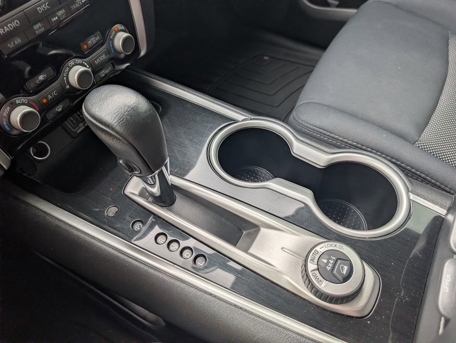 2018 Nissan Pathfinder SV