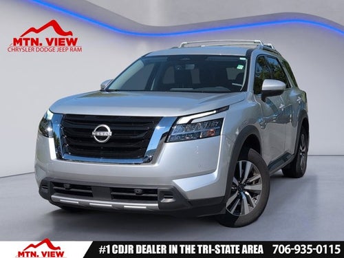 2024 Nissan Pathfinder SL