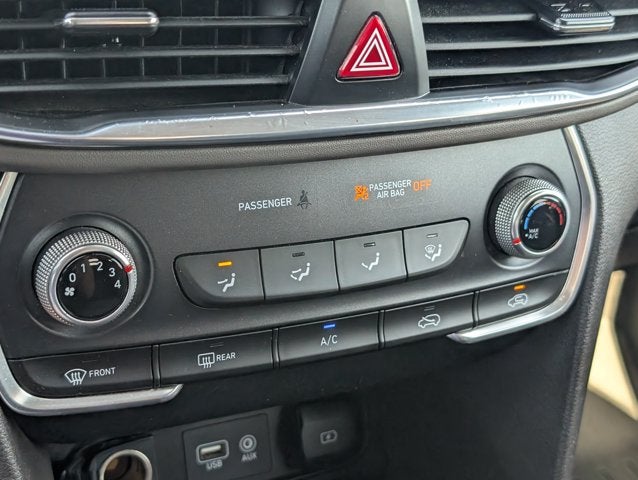 2020 Hyundai Santa Fe SE